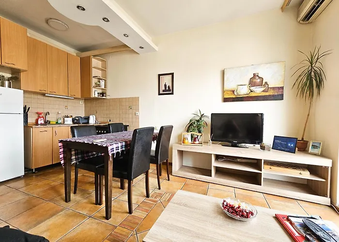 Skopje Panorama View 2BR Parking AC Wi-FI Apartament *