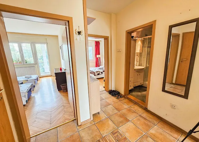 Apartament Skopje Panorama View 2BR Parking AC Wi-FI